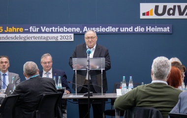 Vorsitzender Egon Primas beim Bericht