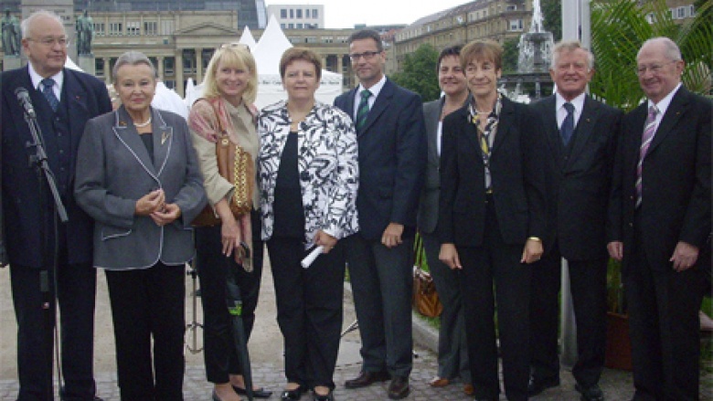 (v.l.n.r.) Albert Reich, Bärbel Häring, Karin Maag MdB, Iris Ripsam, Peter Hauk, Andrea Krueger MdL, Christa Voßschulte, Arnold Tölg und Gustav Wabro