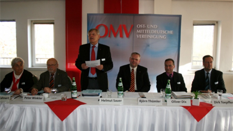 Begrüßung durch den Landesvorsitzenden Helmut Sauer