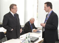 Manfred von Richthofen im Gespräch mit Christoph Zalder