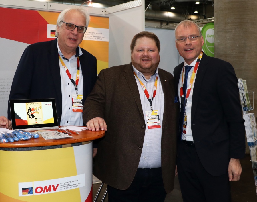 Klaus Schuck mit den nordrhein-Westfälischen Delegierten Heinrich Frieling MdL und Oliver Krauß MdL