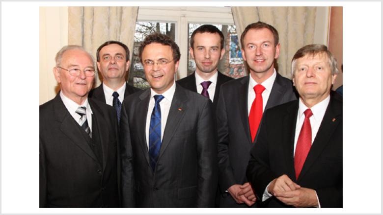 (v.l.n.r.) Bruno Kosak, Bernard Gaida, Dr. Hans-Peter Friedrich MdB, Rafal Bartek, Norbert Rasch und BdV-Vizepräsident Helmut Sauer (Salzgitter)