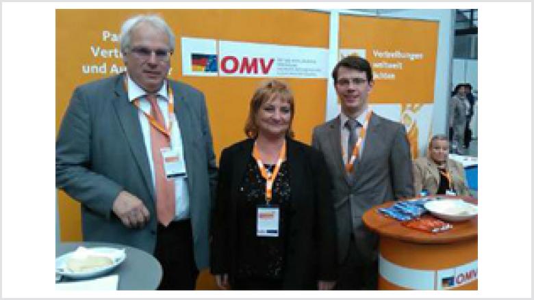 Standbetreung durch Klaus Schuck, Iris Schumann und Marc-Pawel Halatsch