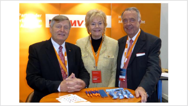Helmut Sauer im Gespräch mit BdV-Präsidentin Erika Steinbach MdB und Kulturstaatsminister Bernd Neumann MdB